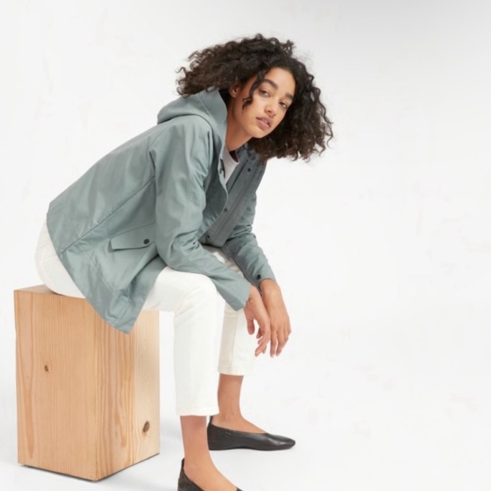 Everlane // Cropped Anorak in Sage